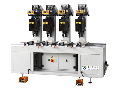 四頭自動螺釘緊固機(jī)